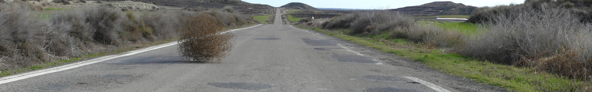 Photo qui montre la route de Valfarta, Aragon, Espagne | Cliquer pour agrandir