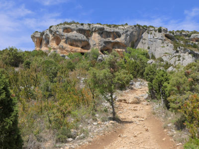 Sur le sentier des grottes | Cliquer pour agrandir