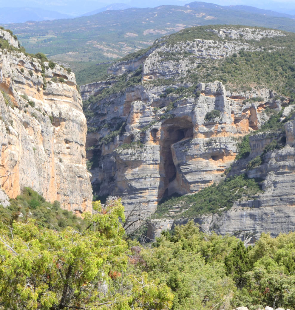 Une vue sur la Sierra de Guara, Aragon, Espagne. | Cliquer pour agrandir