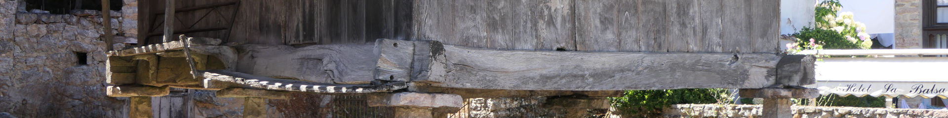 Photo of A grain dryer and granary in Asturias, Spain | Click to enlarge